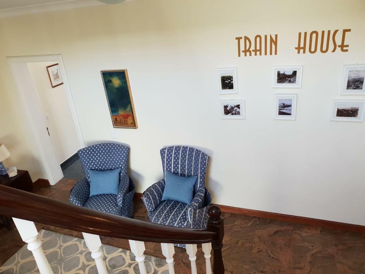 Отель Train House Фуншал Экстерьер фото